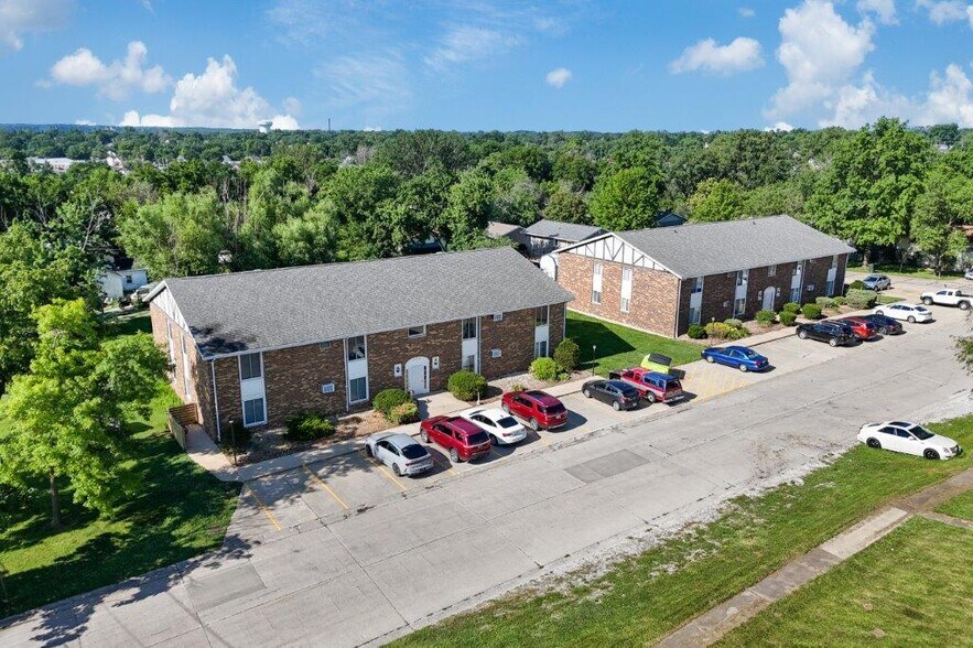 More Photos Of 1 Richards Dr, Keokuk Apartments For Sale