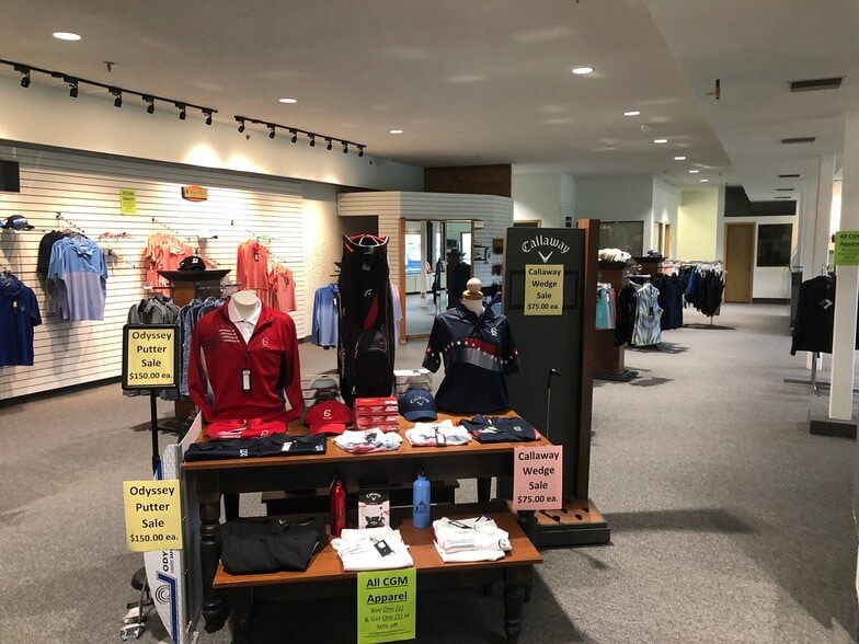 More Photos Of 7703 NE 72nd Ave, Vancouver Golf Course Driving Range For Sale