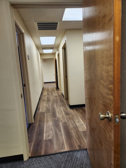 More Photos Of 10221 Desert Sands St, San Antonio Unknown For Lease