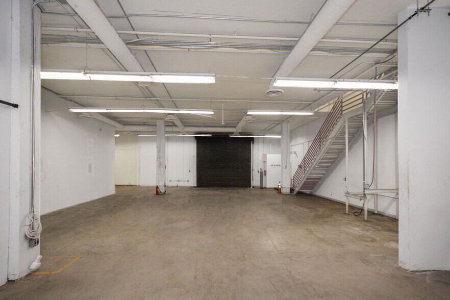 More Photos Of 1440 N Spring St, Los Angeles Warehouse For Lease