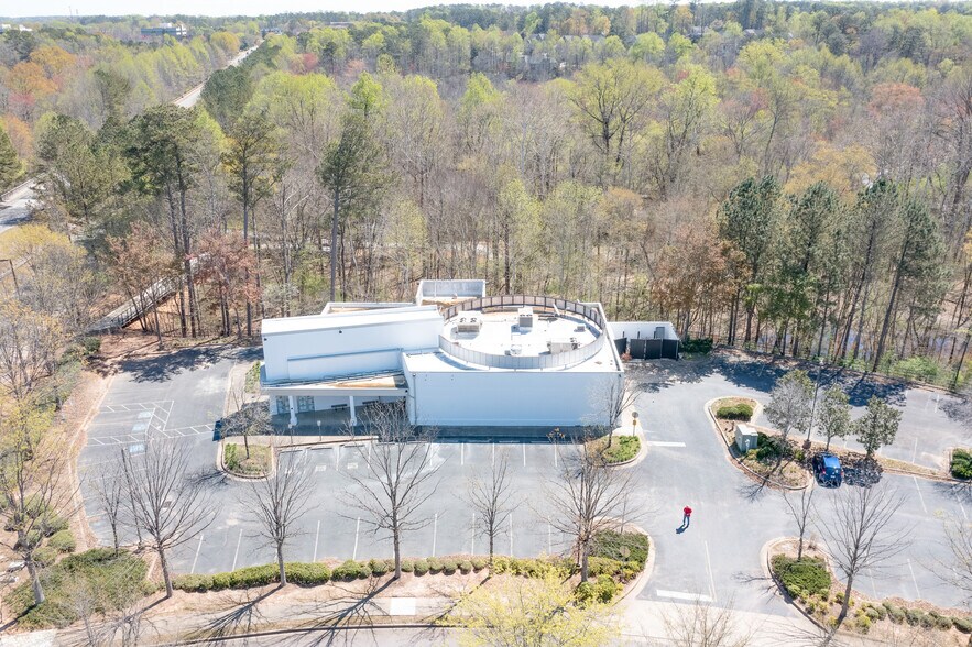 More Photos Of 2375 Mansell Rd, Alpharetta Restaurant For Lease