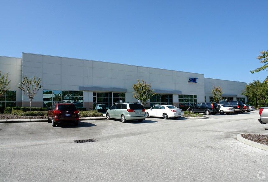More Photos Of 3050 Technology Pky, Orlando Office For Lease