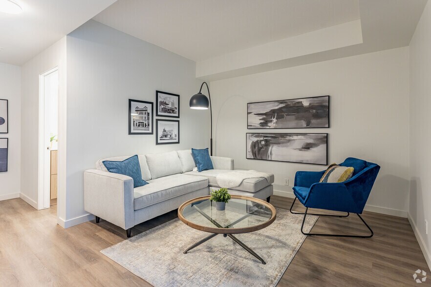 More Photos Of 11130 86 Av NW, Edmonton Apartments For Lease