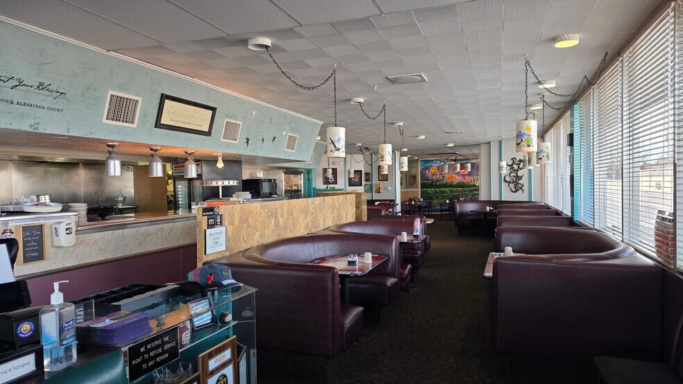More Photos Of 4500 Central Ave SE, Albuquerque Restaurant For Sale