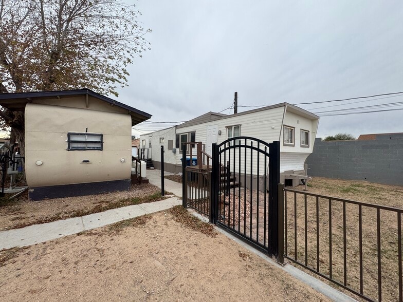 More Photos Of 1340 Hassell Ave, Las Vegas Manufactured Housing Mobile Home Park For Sale