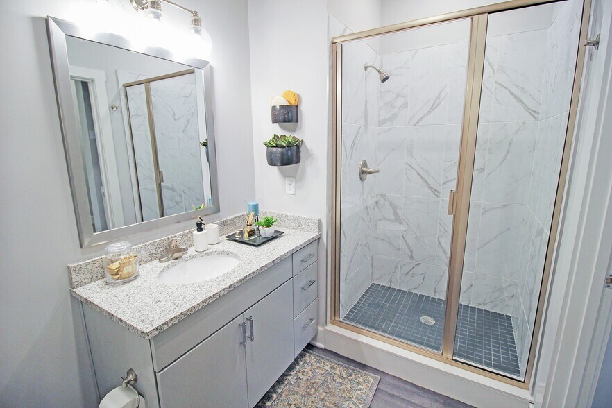 More Photos Of 2875 Olentangy River Rd, Columbus Apartments For Lease