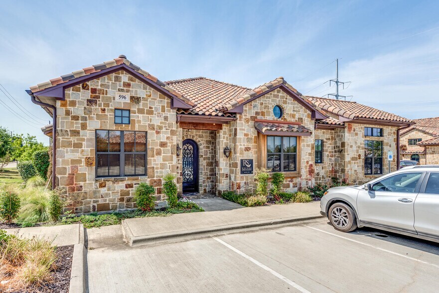 More Photos Of 596 N Kimball Ave, Southlake Medical For Lease