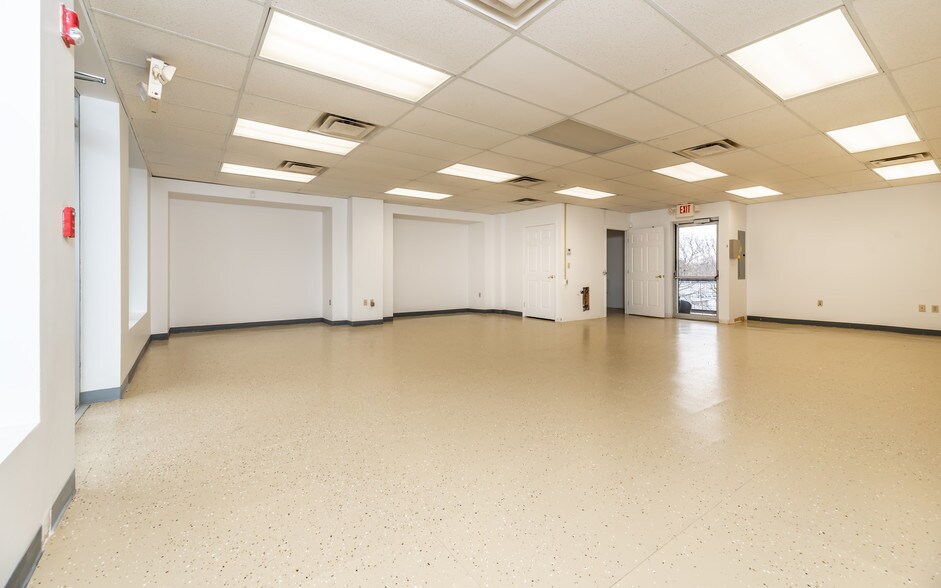 More Photos Of 4707-4711 Route 8, Allison Park Freestanding For Lease