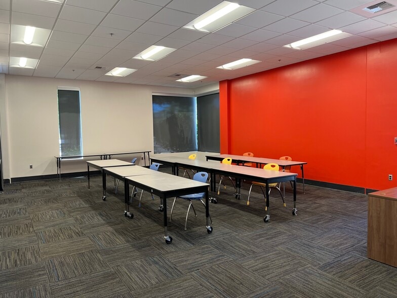 More Photos Of 537-539 E Weddell Dr, Sunnyvale Schools For Sale