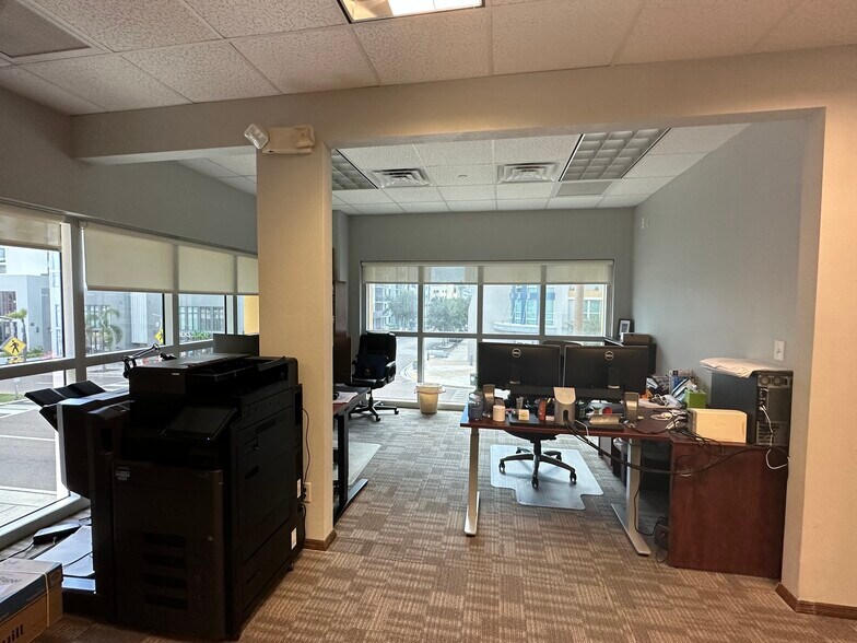 More Photos Of 1120 E Kennedy Blvd, Tampa Office For Sale