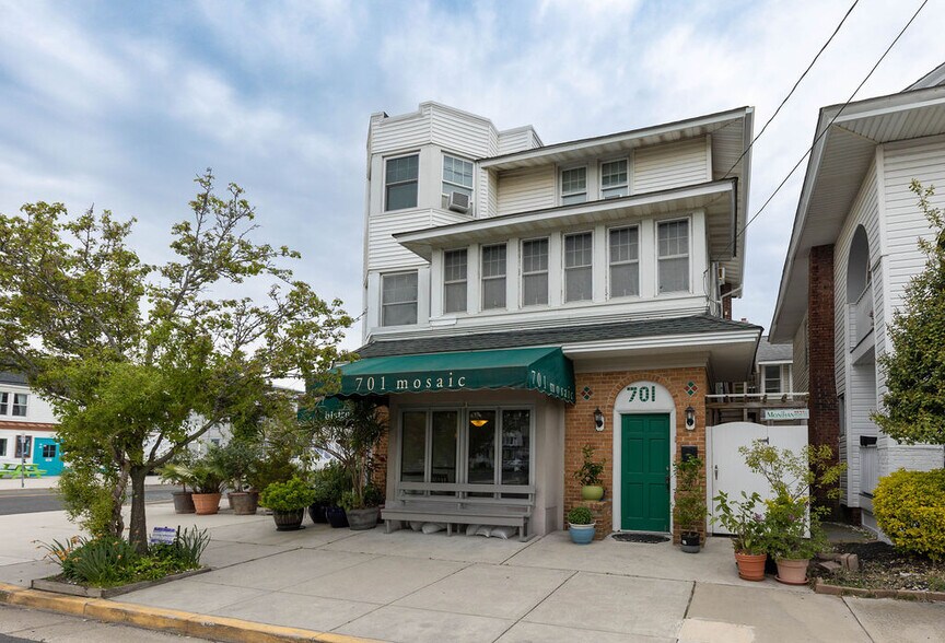 More Photos Of 701 E 4th St, Ocean City Storefront Retail Residential For Sale