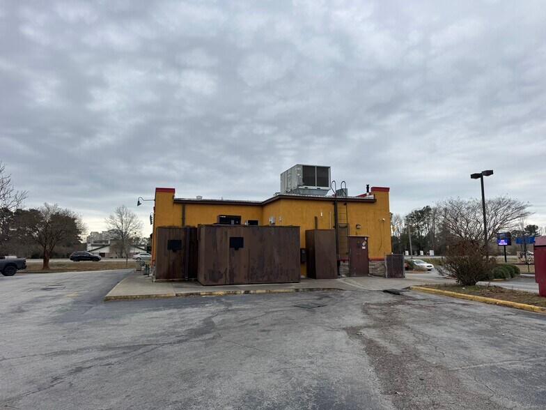 More Photos Of 2508 Dr Martin Luther King Jr Blvd, New Bern Fast Food For Lease