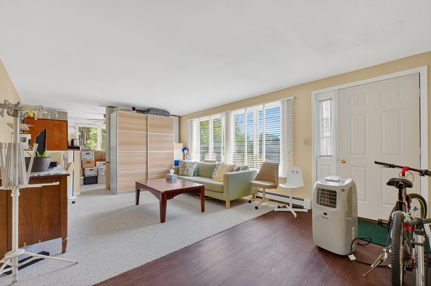 More Photos Of 2 Renee Gate St, Cortlandt Manor Office For Sale