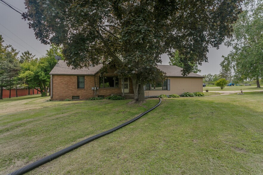 More Photos Of 2015 County Road II, Neenah Garden Center For Sale