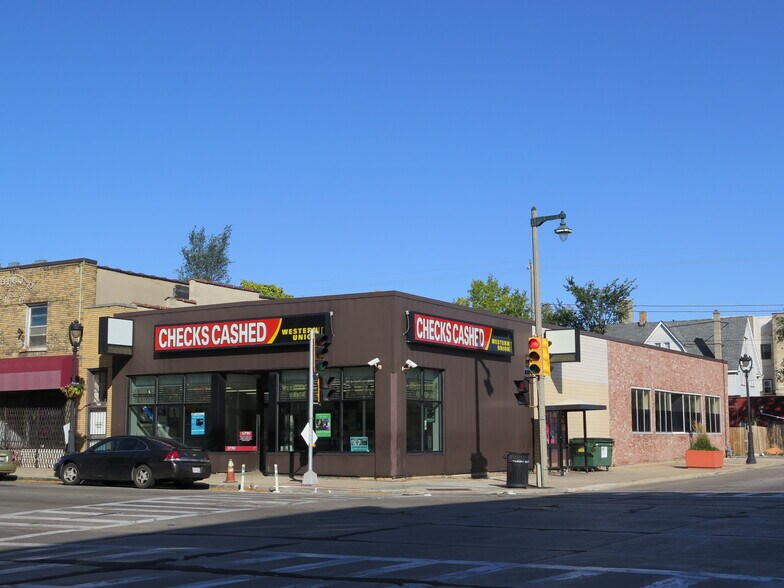 Primary Photo Of 3500 W Villard Ave, Milwaukee Bank For Sale