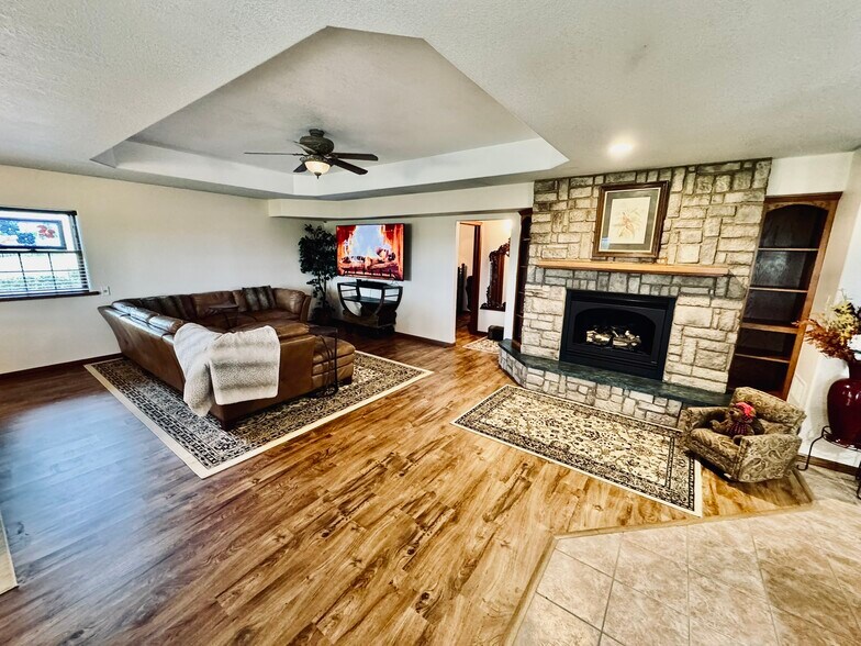 More Photos Of 505 Meridian Rd, Miltonvale Hospitality For Sale