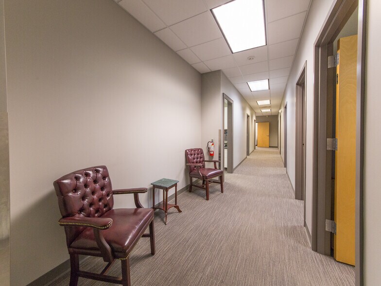 More Photos Of 900A Centrepark Dr, Asheville Medical For Sale