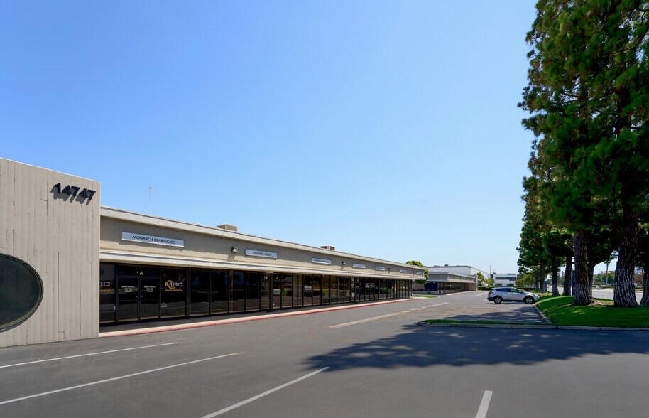Primary Photo Of 14747 Artesia Blvd, La Mirada Unknown For Lease
