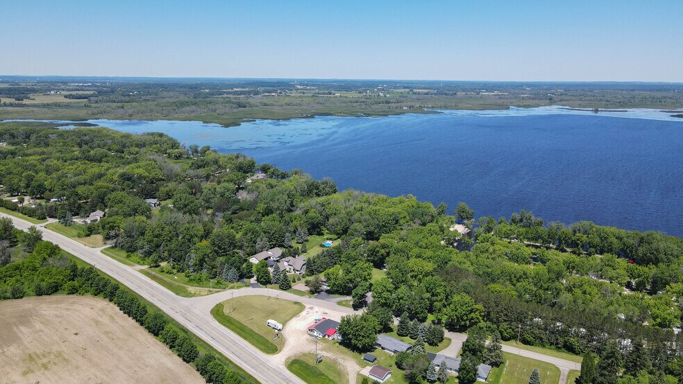 More Photos Of E6659 Wolf River Dr, Fremont General Retail For Sale