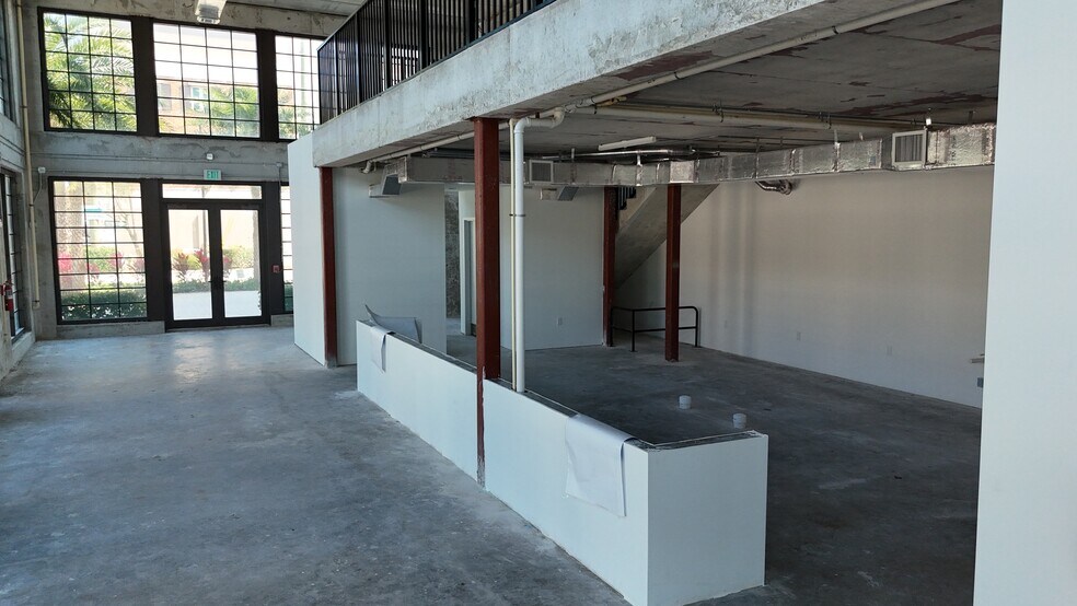 More Photos Of 1017 Lake Ave, Lake Worth Storefront Retail Office For Lease