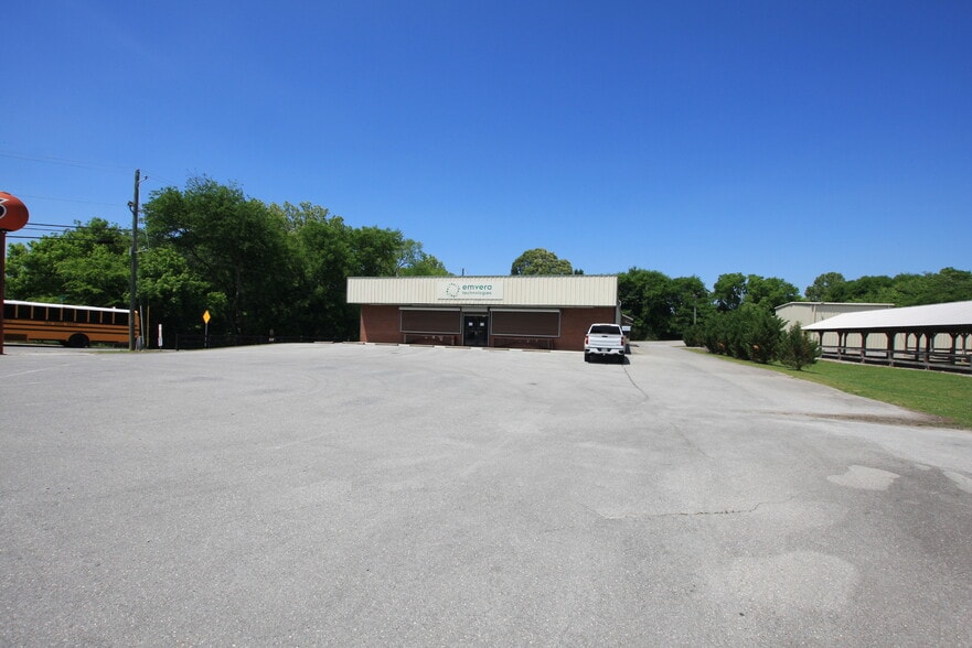 More Photos Of 2550 Rome Hwy, Aragon Freestanding For Sale