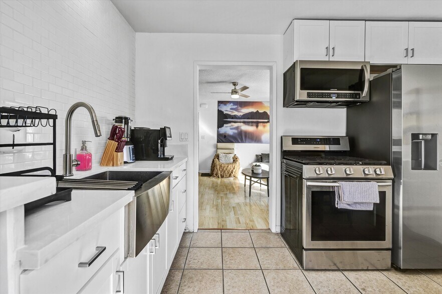 More Photos Of 2405 Meadowvale Ave, Los Angeles Multifamily For Sale