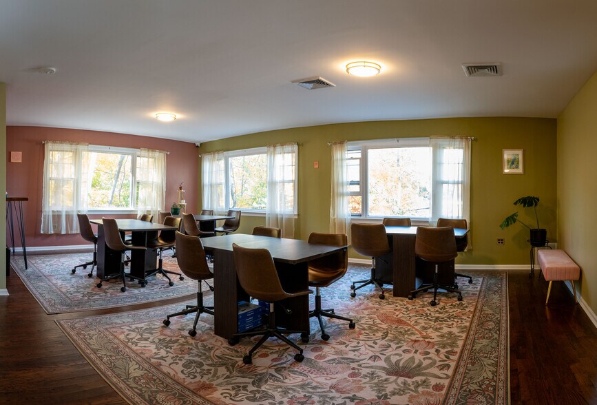 More Photos Of 153 Skylands Rd, Ringwood Office For Sale