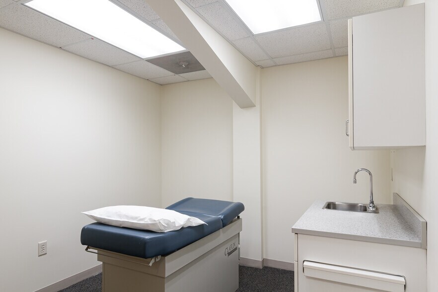 More Photos Of 700 Attucks Ln, Hyannis Medical For Sale