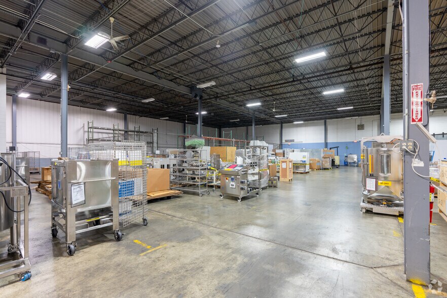 More Photos Of 5 Dan Rd, Canton Manufacturing For Lease