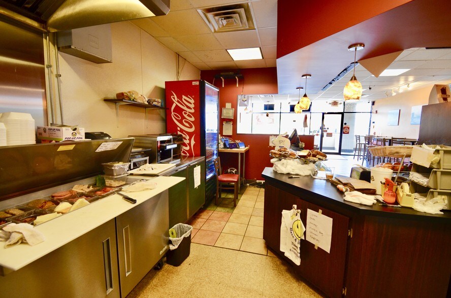 More Photos Of 4500-4520 City Line Ave, Philadelphia Unknown For Lease