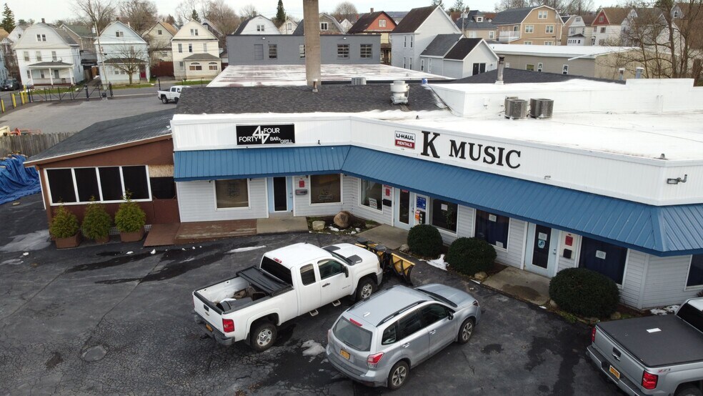 More Photos Of 1155 Mohawk St, Utica Storefront For Lease