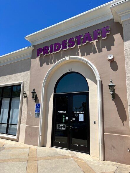 More Photos Of 111-195 E Gonzales Rd, Oxnard Unknown For Lease