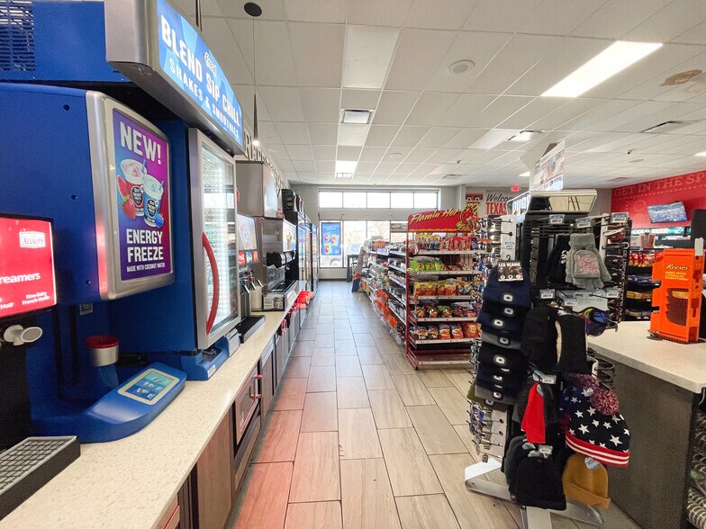 More Photos Of 1111-1113 University Ave, Lubbock Freestanding For Lease