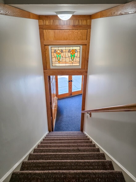 More Photos Of 8 E Front St, Monroe Storefront Retail Residential For Sale