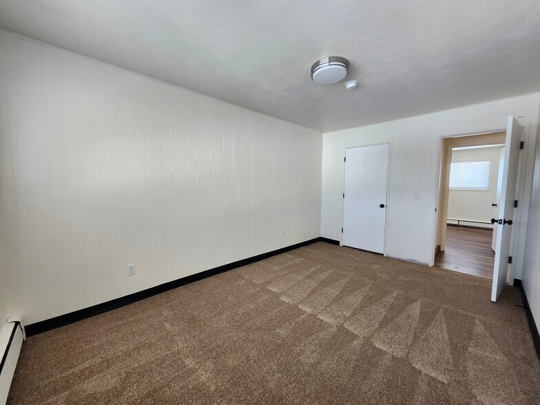 More Photos Of 3925 E 9th Ave, Anchorage Multifamily For Sale