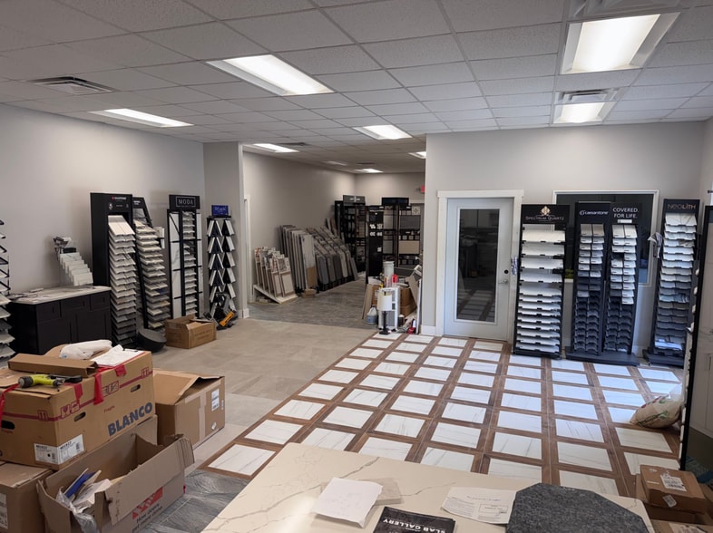 More Photos Of 1761 Peachtree Industrial Blvd, Buford Warehouse For Lease