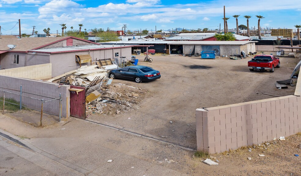 More Photos Of 723 S 37th Ave, Phoenix Warehouse For Sale