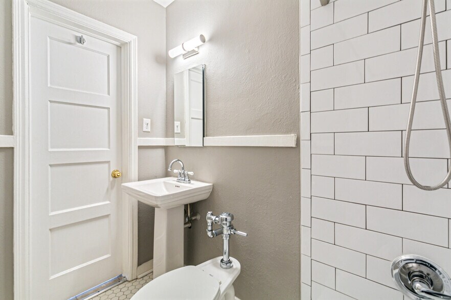 More Photos Of , Denver Multifamily For Sale