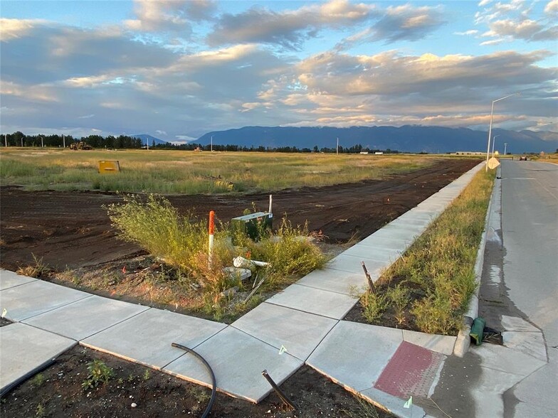 Primary Photo Of NHN Lincoln St, Kalispell Land For Sale