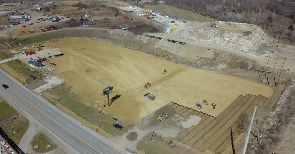 Primary Photo Of 7850 E US Highway 40, Kansas City Land For Lease