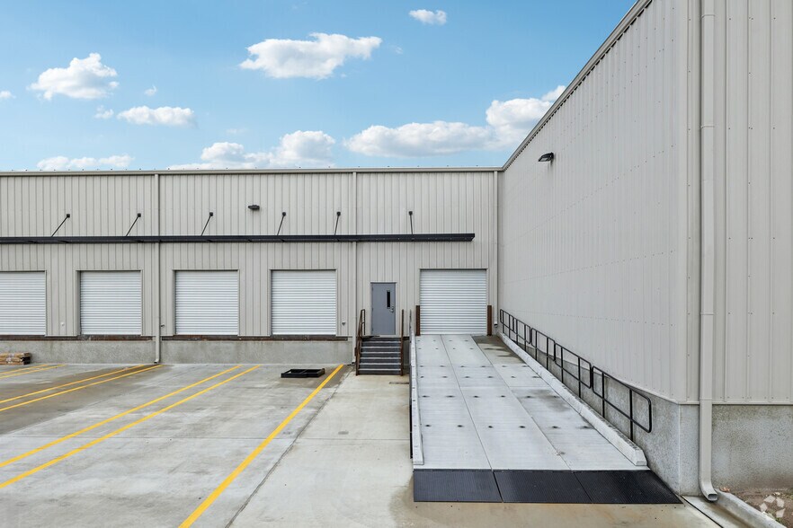 More Photos Of 4320 County Line Rd, Lakeland Unknown For Lease