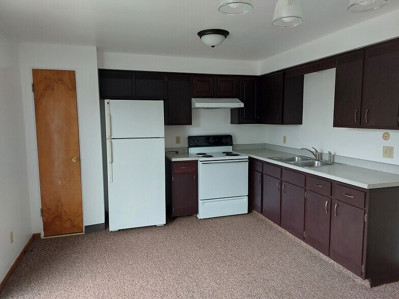 More Photos Of 435 Woodland Ave, Steubenville Apartments For Sale