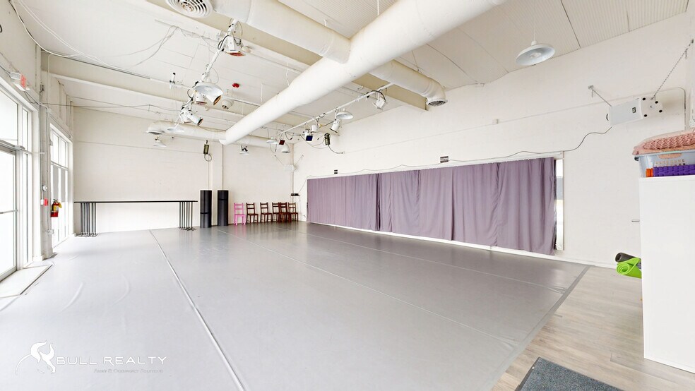 More Photos Of 2823 Church St, East Point Freestanding For Sale