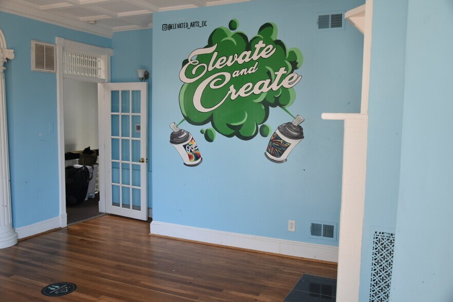 More Photos Of 1821 18th St NW, Washington Storefront Retail Office For Lease