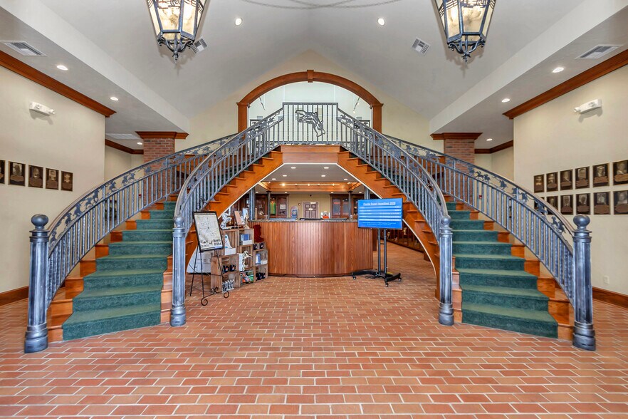 More Photos Of 801 SW 60th Ave, Ocala Office For Lease