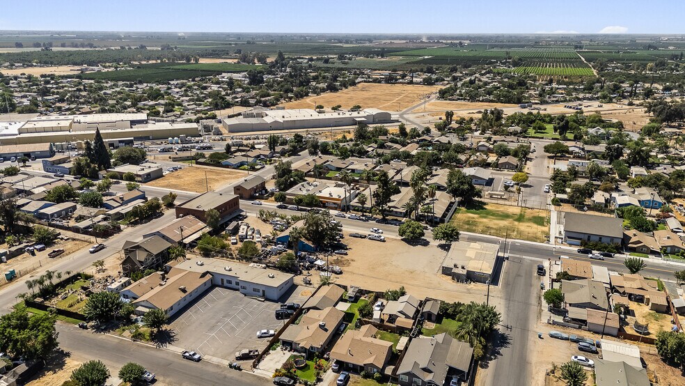 More Photos Of 33027 Road 159, Ivanhoe General Retail For Sale