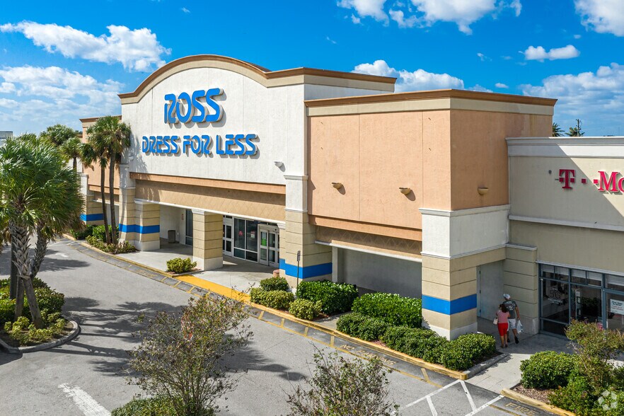 More Photos Of 3321-3401 S Congress Ave, Lake Worth Unknown For Lease