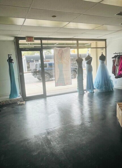 More Photos Of 417 Canal St, New Smyrna Beach Storefront Retail Office For Sale