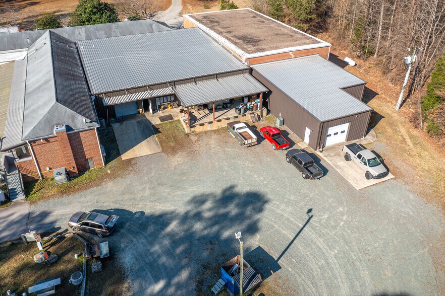 More Photos Of 1434 Farrington Rd, Apex Light Manufacturing For Sale