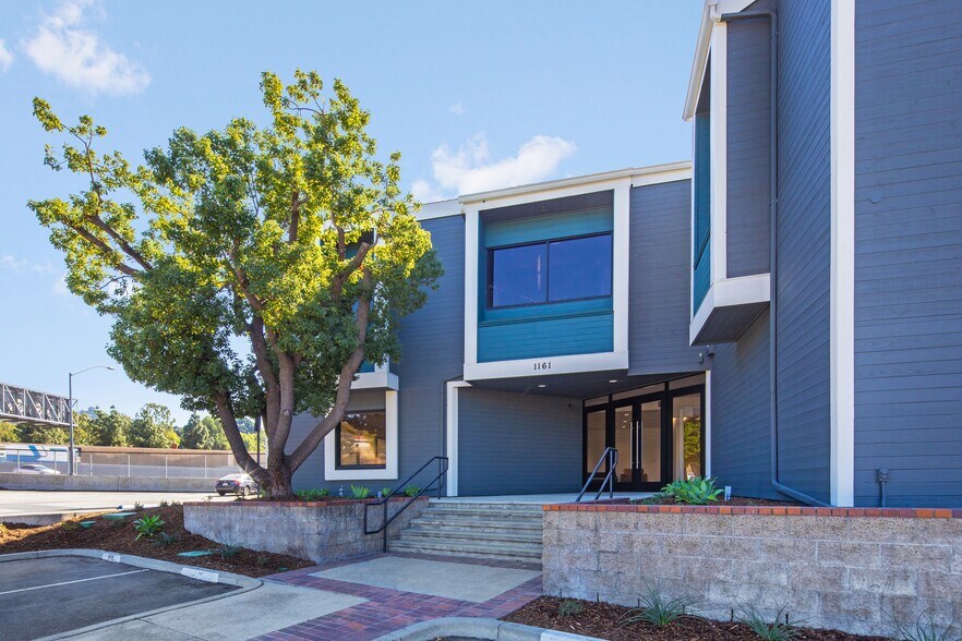 More Photos Of 1161 Parkview Dr, Covina Medical For Sale